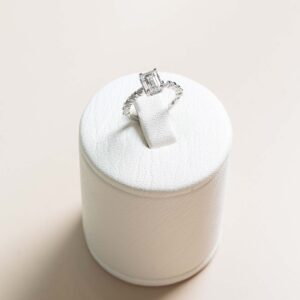 SOLITARIO CORTE EMERALD