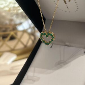 COLLAR CORAZÓN ESMERALDA